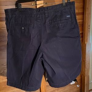 IZOD Saltwater Chino Shorts - Navy - Size 36.